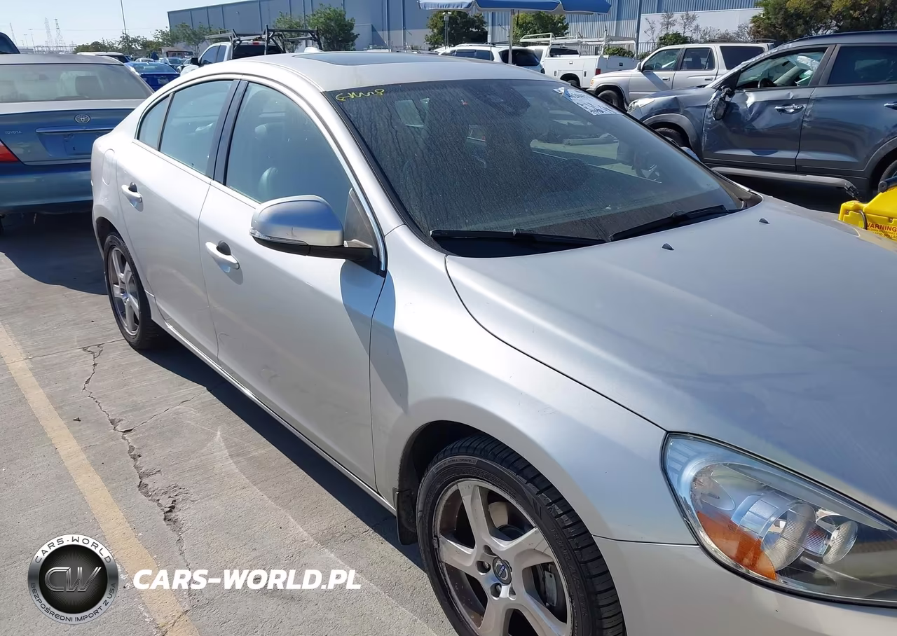 2012 Volvo S60 T5 VIN:YV1622FS8C2125856 - 6