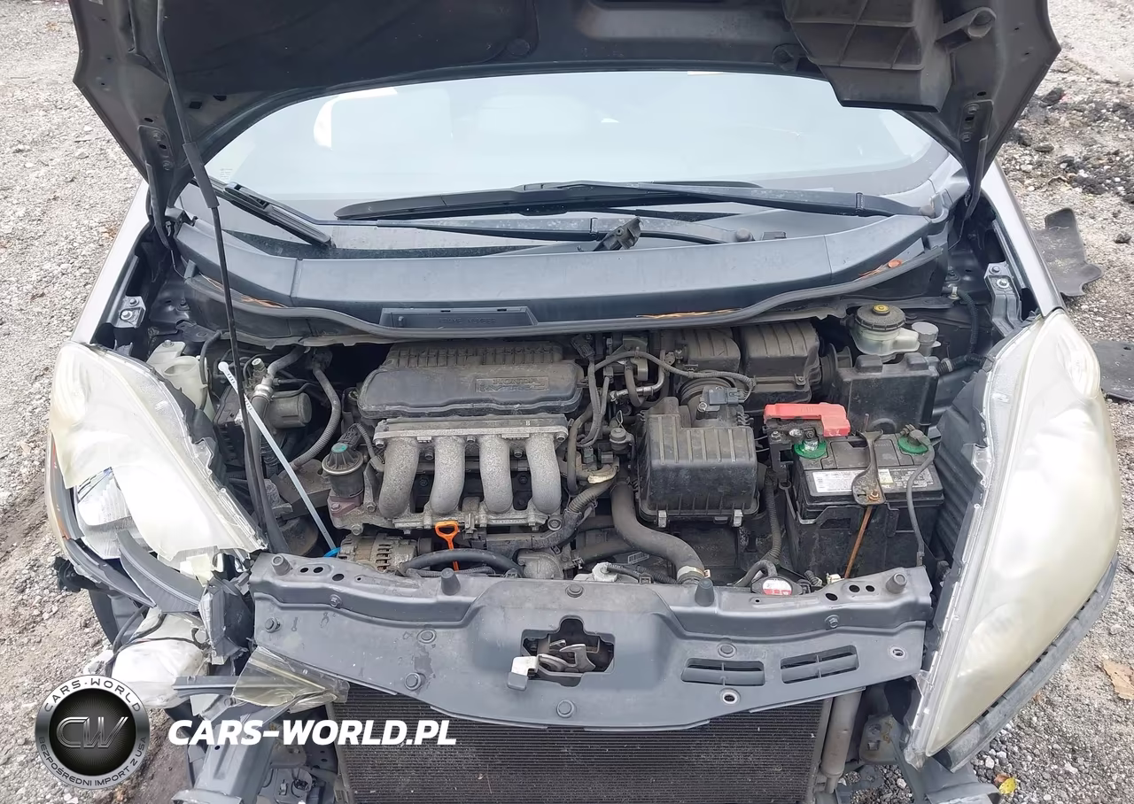 2012 Honda Fit VIN:JHMGE8G39CC000174 - 10