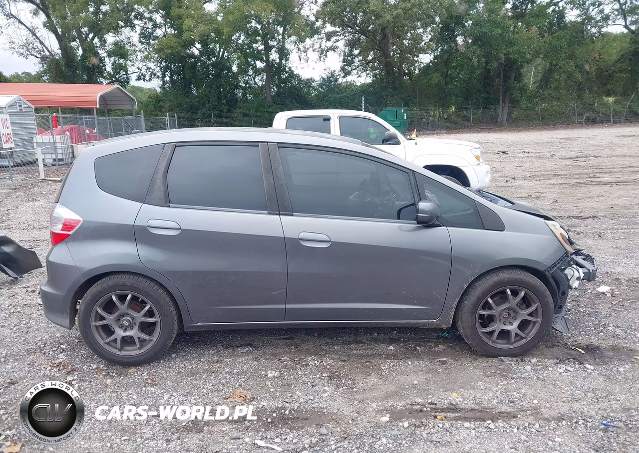 2012 Honda Fit VIN:JHMGE8G39CC000174 - 14