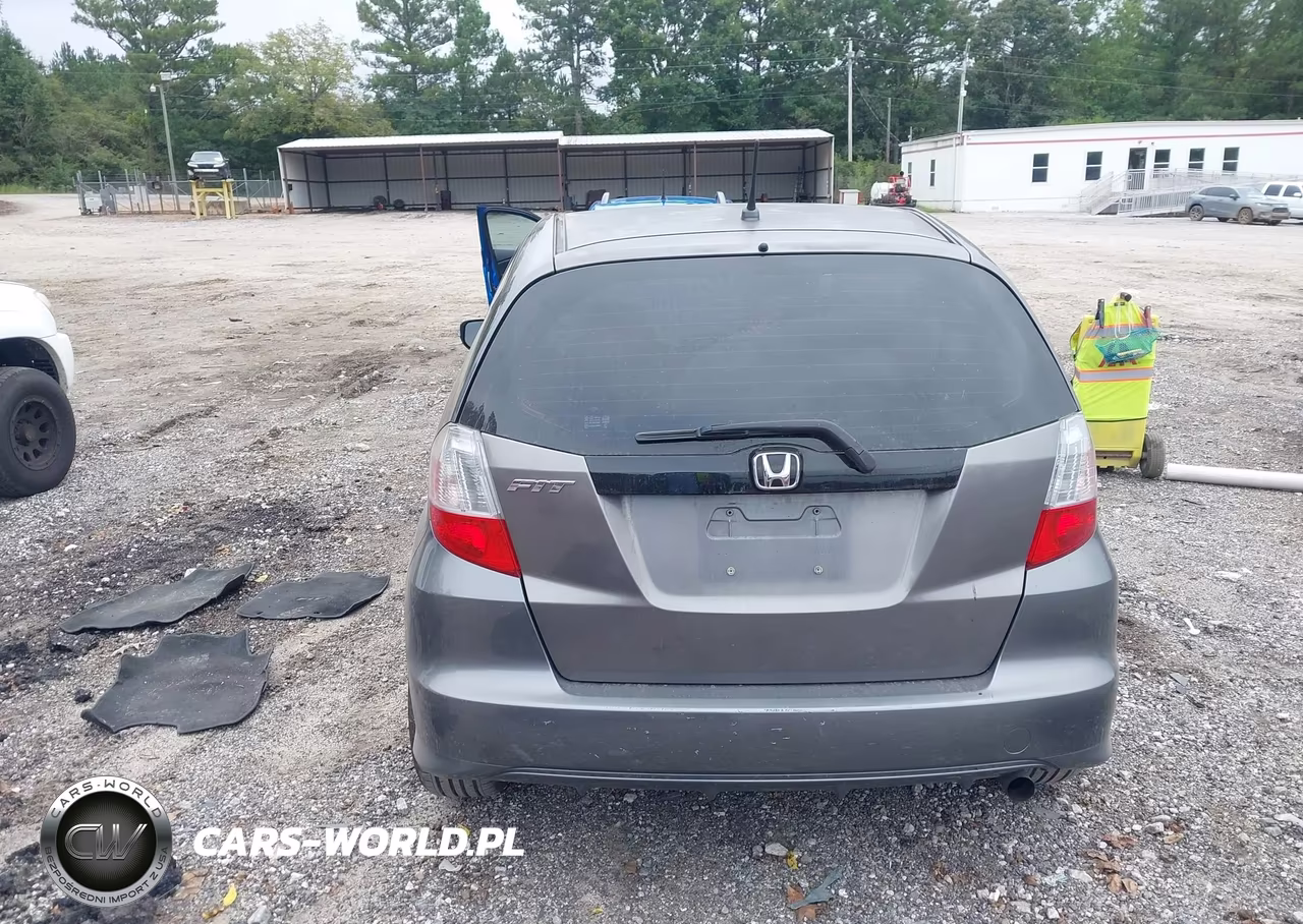 2012 Honda Fit VIN:JHMGE8G39CC000174 - 17