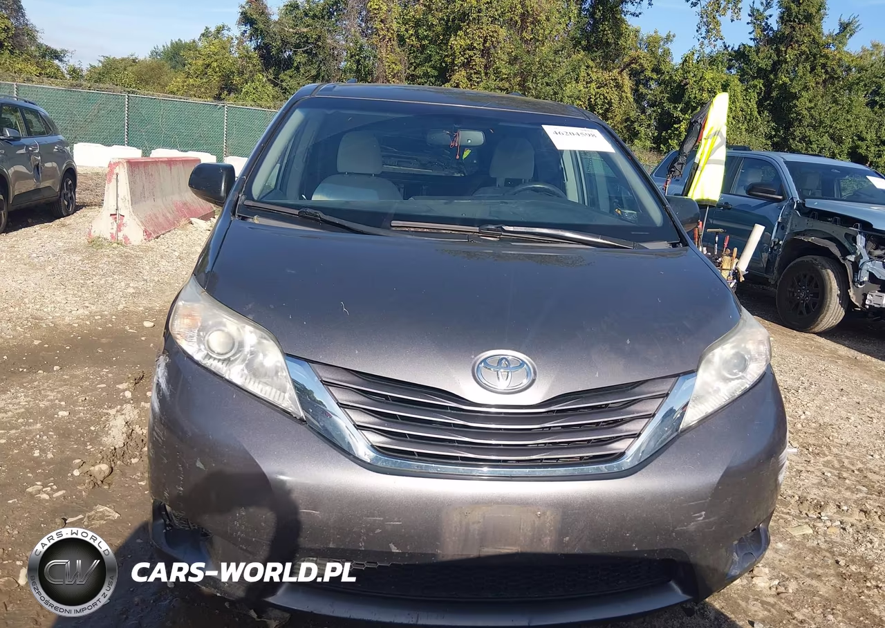 2016 Toyota Sienna Le VIN:5TDKK3DC3GS744529 - 12