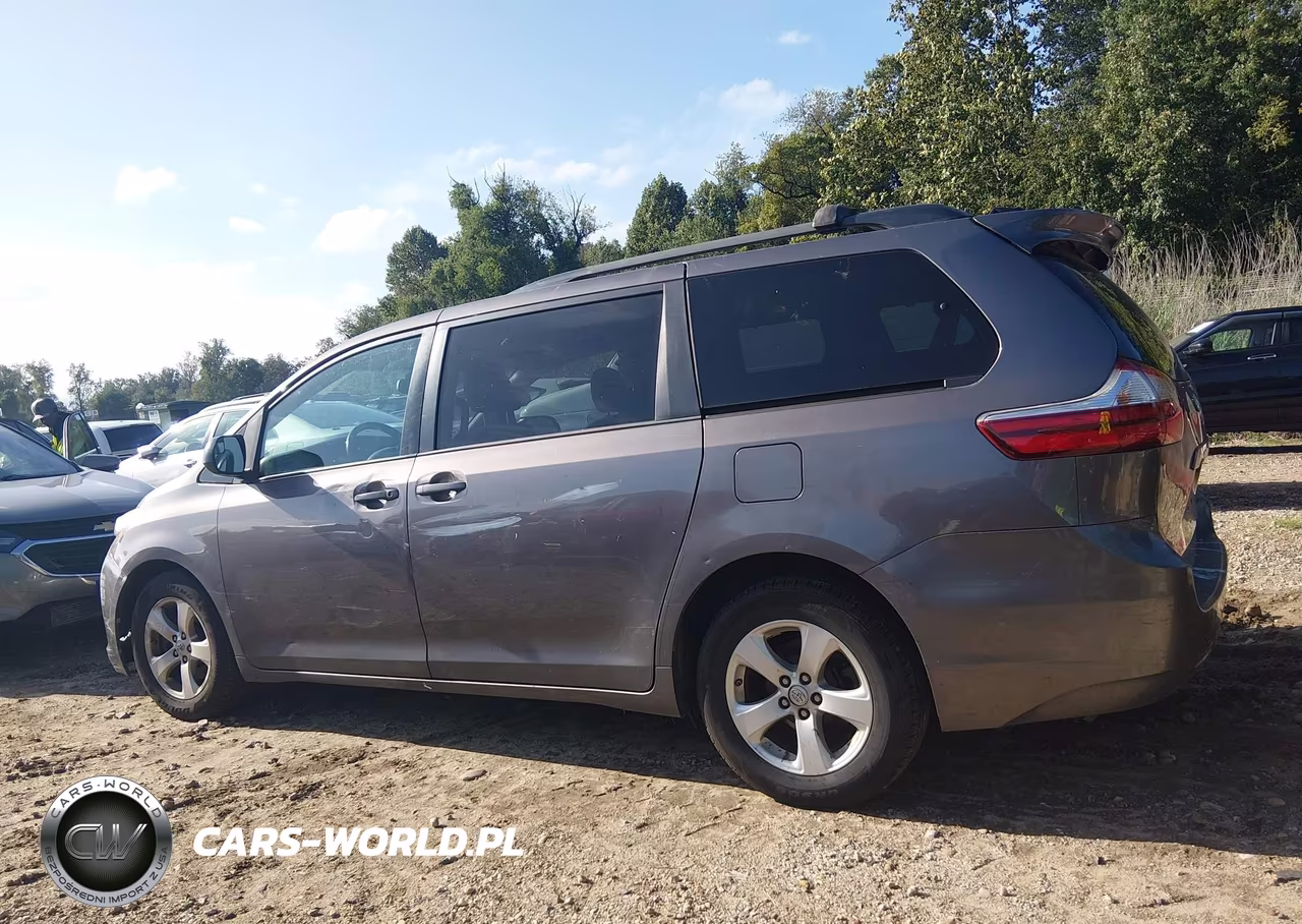 2016 Toyota Sienna Le VIN:5TDKK3DC3GS744529 - 14