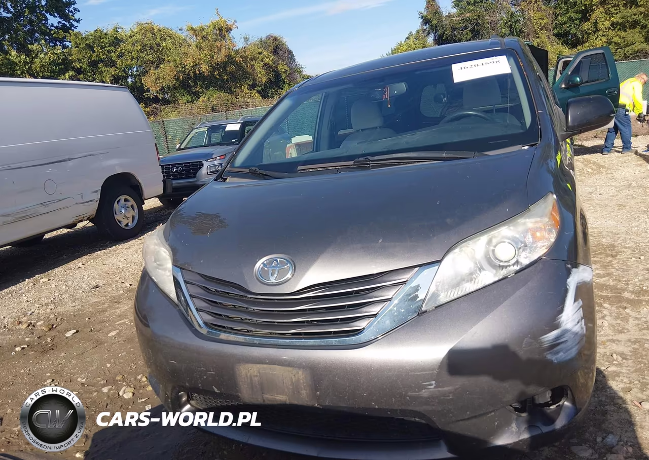2016 Toyota Sienna Le VIN:5TDKK3DC3GS744529 - 6