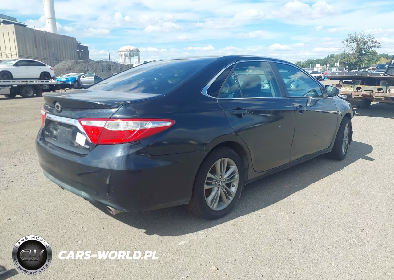 2017 Toyota Camry Se VIN:4T1BF1FK1HU789541 - 4