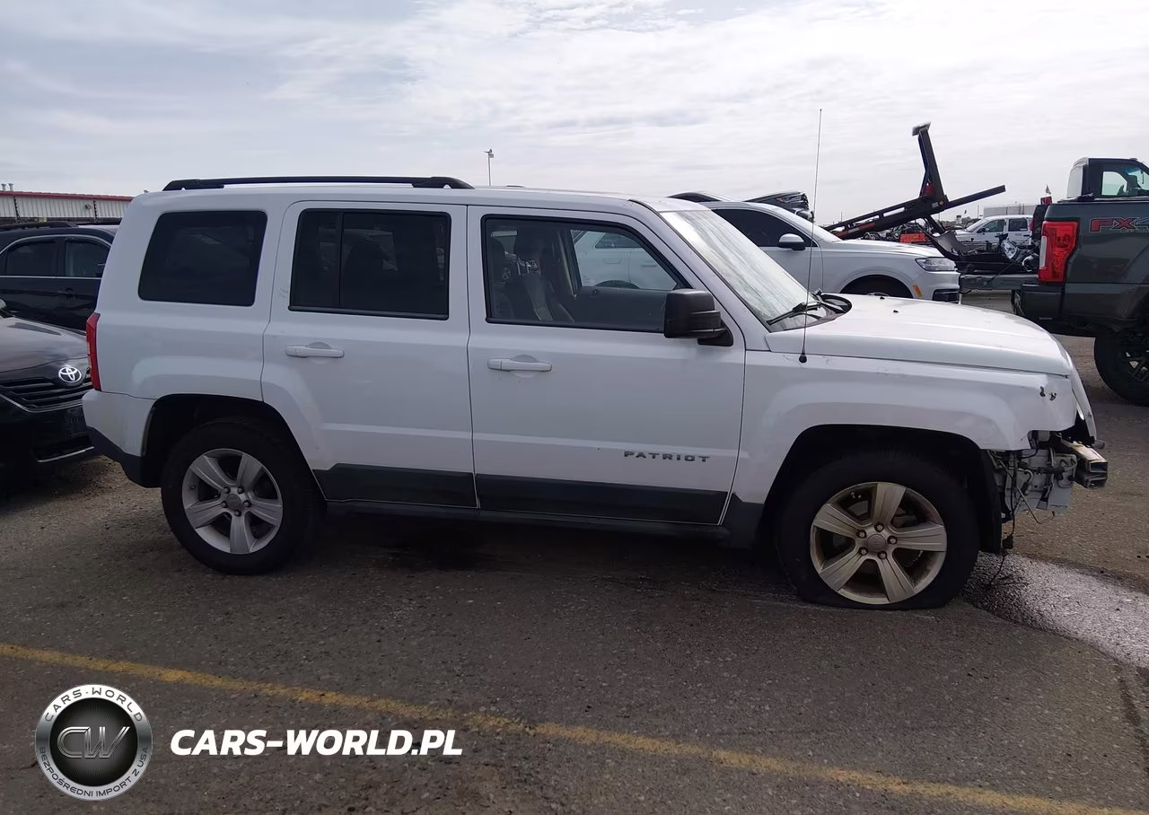 2011 Jeep Patriot Sport VIN:1J4NF1GBXBD174018 - 14