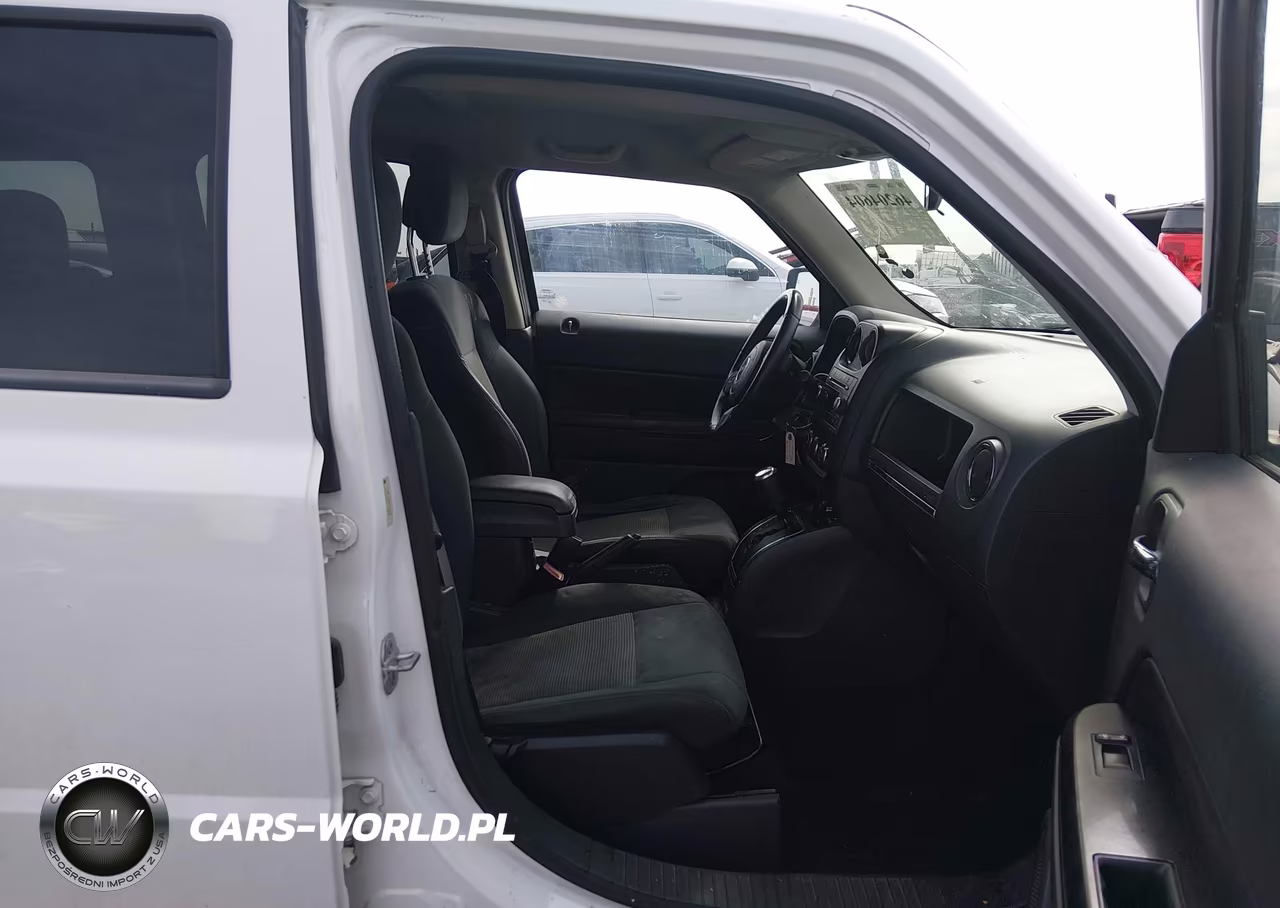 2011 Jeep Patriot Sport VIN:1J4NF1GBXBD174018 - 5