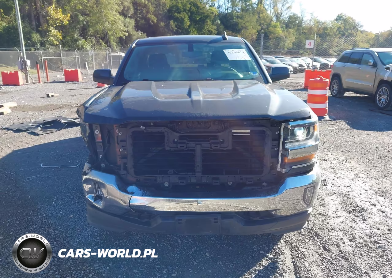 2018 Chevrolet Silverado 1500 1Lt VIN:3GCUKREC7JG508207 - 13