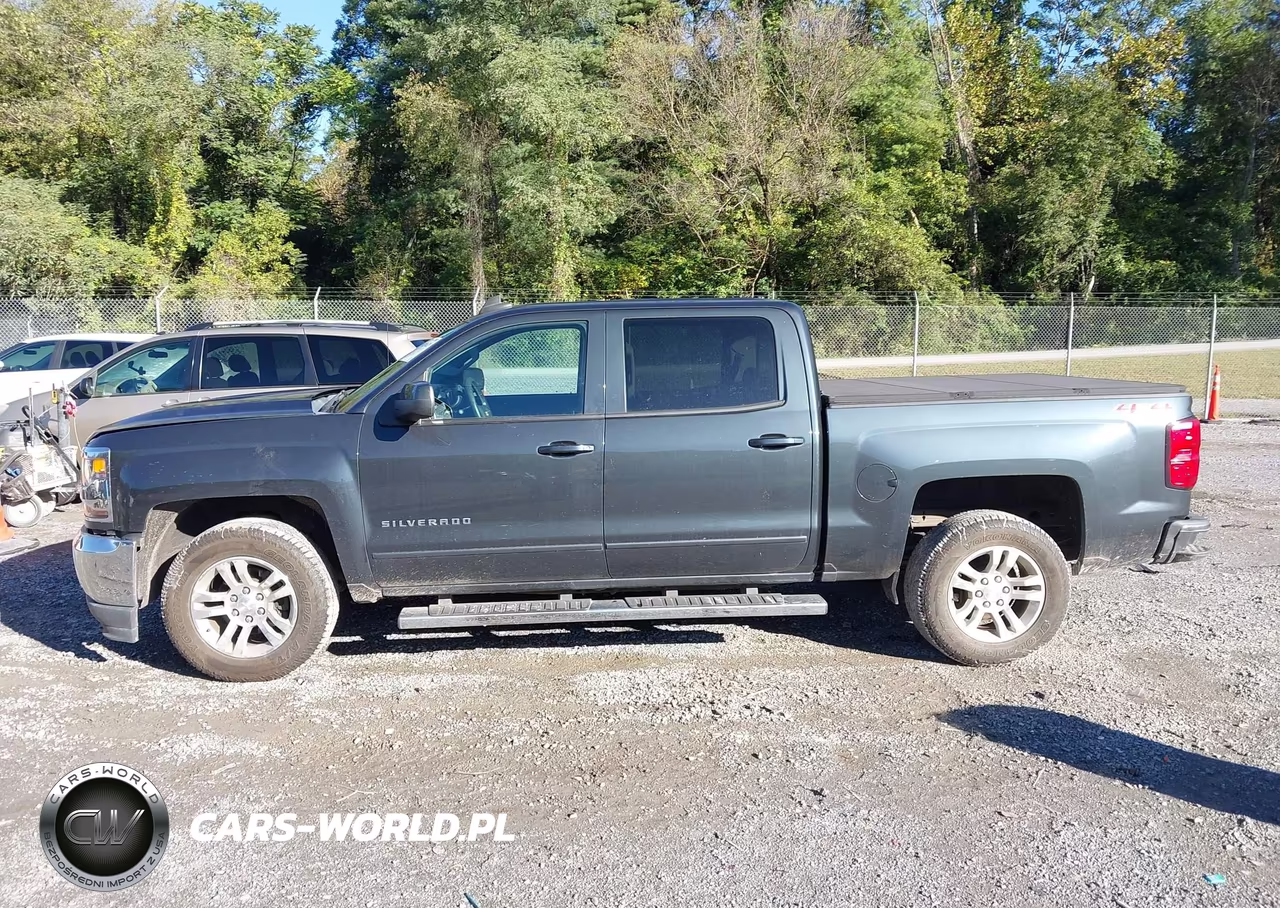 2018 Chevrolet Silverado 1500 1Lt VIN:3GCUKREC7JG508207 - 15