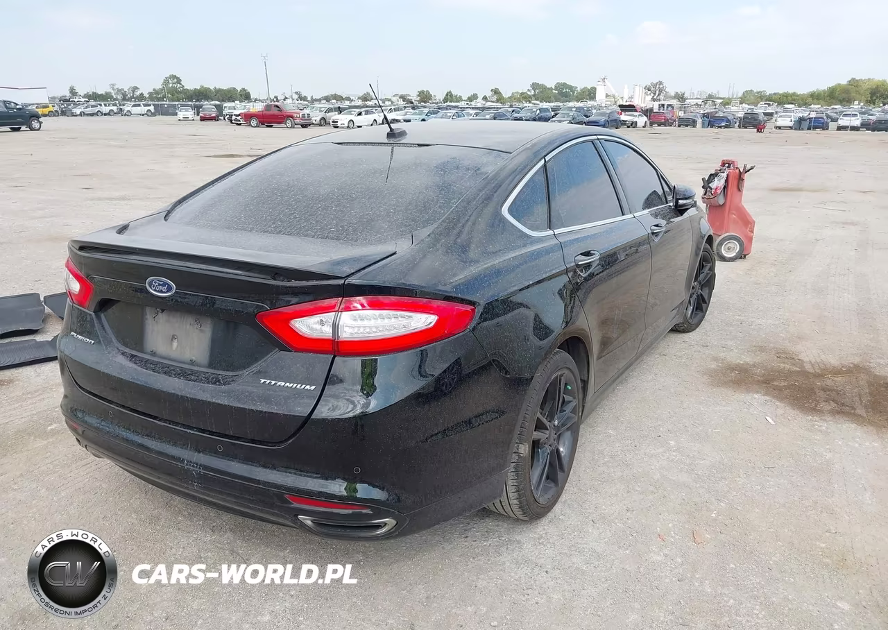 2016 Ford Fusion Titanium VIN:3FA6P0K92GR186092 - 4