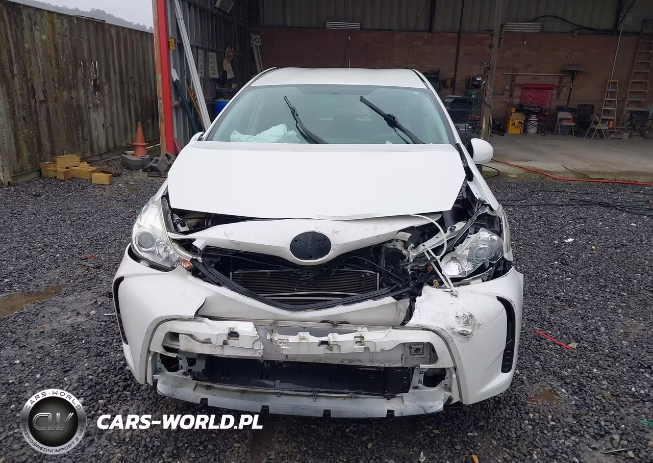2015 Toyota Prius V Two VIN:JTDZN3EU1FJ018063 - 12