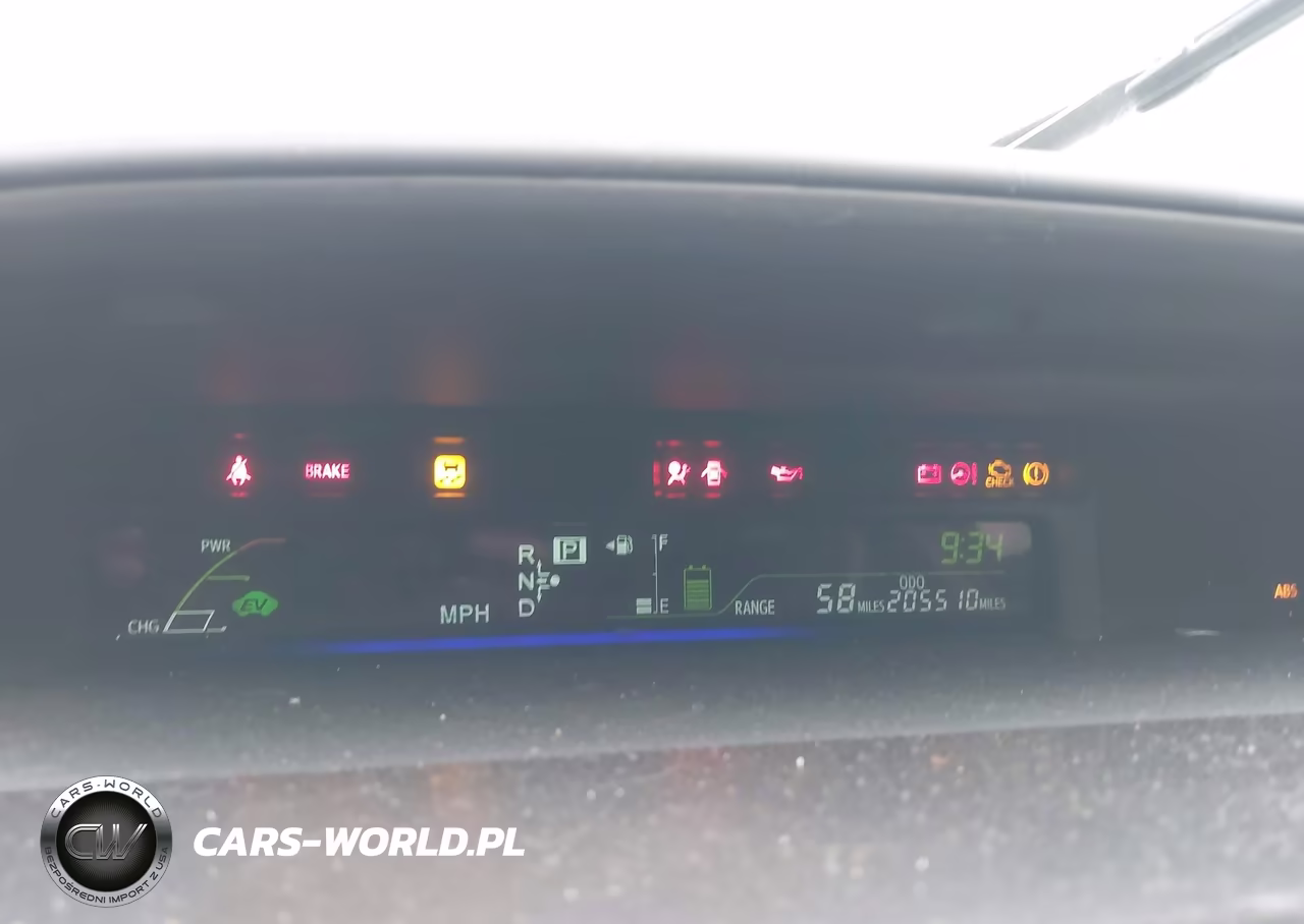 2015 Toyota Prius V Two VIN:JTDZN3EU1FJ018063 - 7