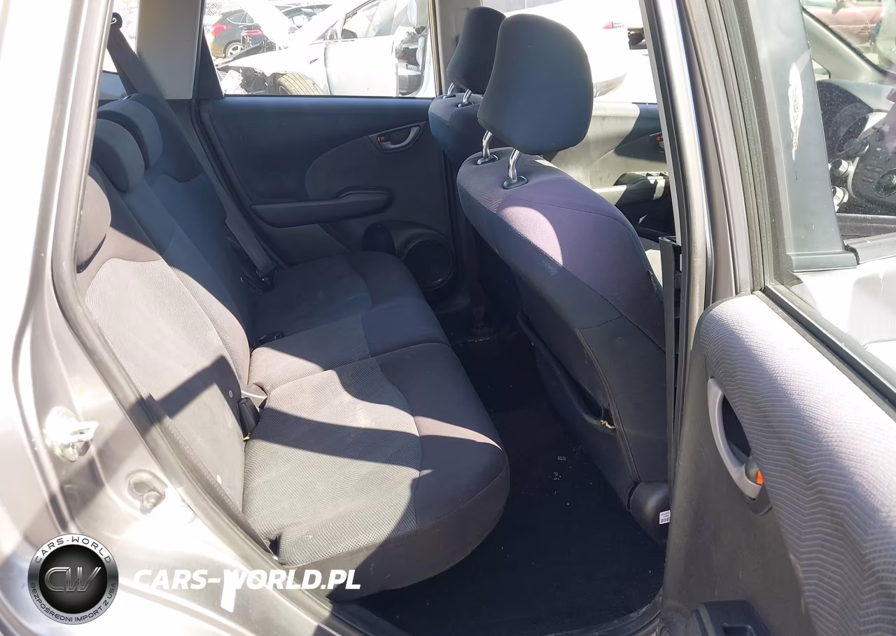 2010 Honda Fit Sport VIN:JHMGE8H41AS016329 - 8