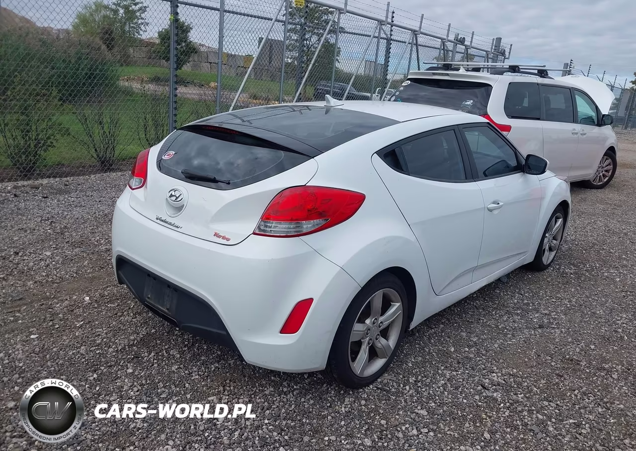 2012 Hyundai Veloster Gray Int VIN:KMHTC6AD7CU050864 - 4