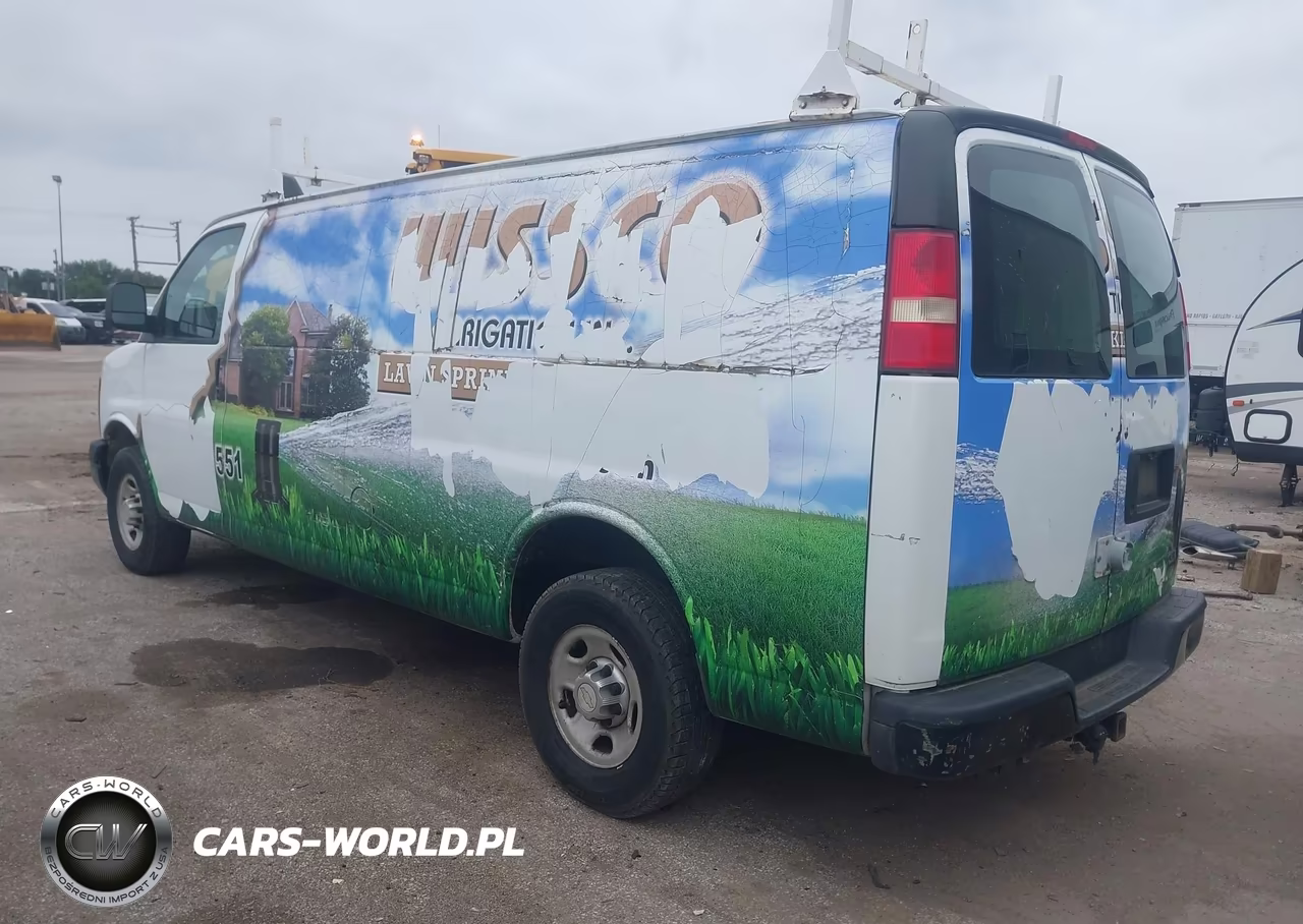 2011 Chevrolet Express 2500 Work Van VIN:1GCWGGFA2B1109619 - 3