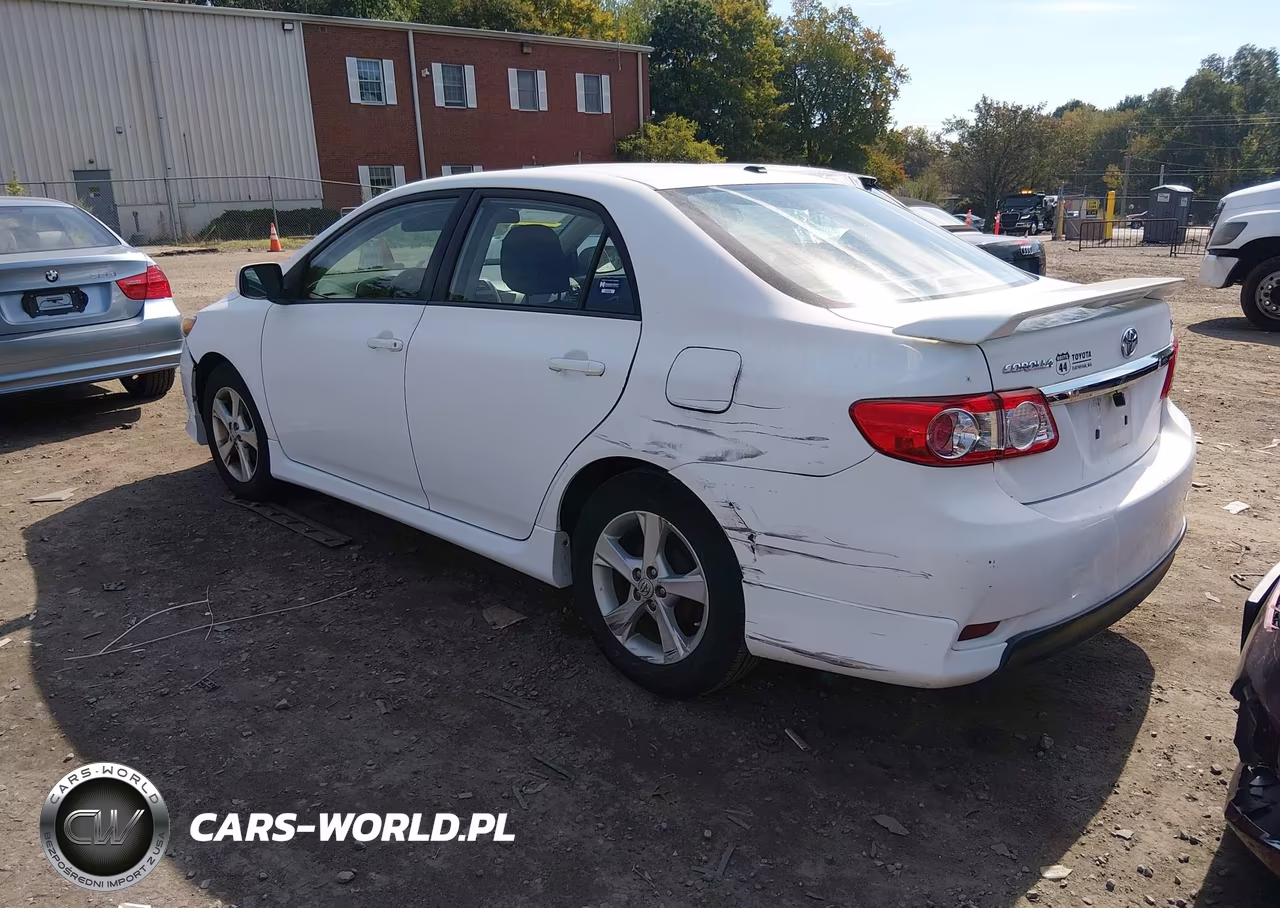 2012 Toyota Corolla S VIN:2T1BU4EE1CC847418 - 3
