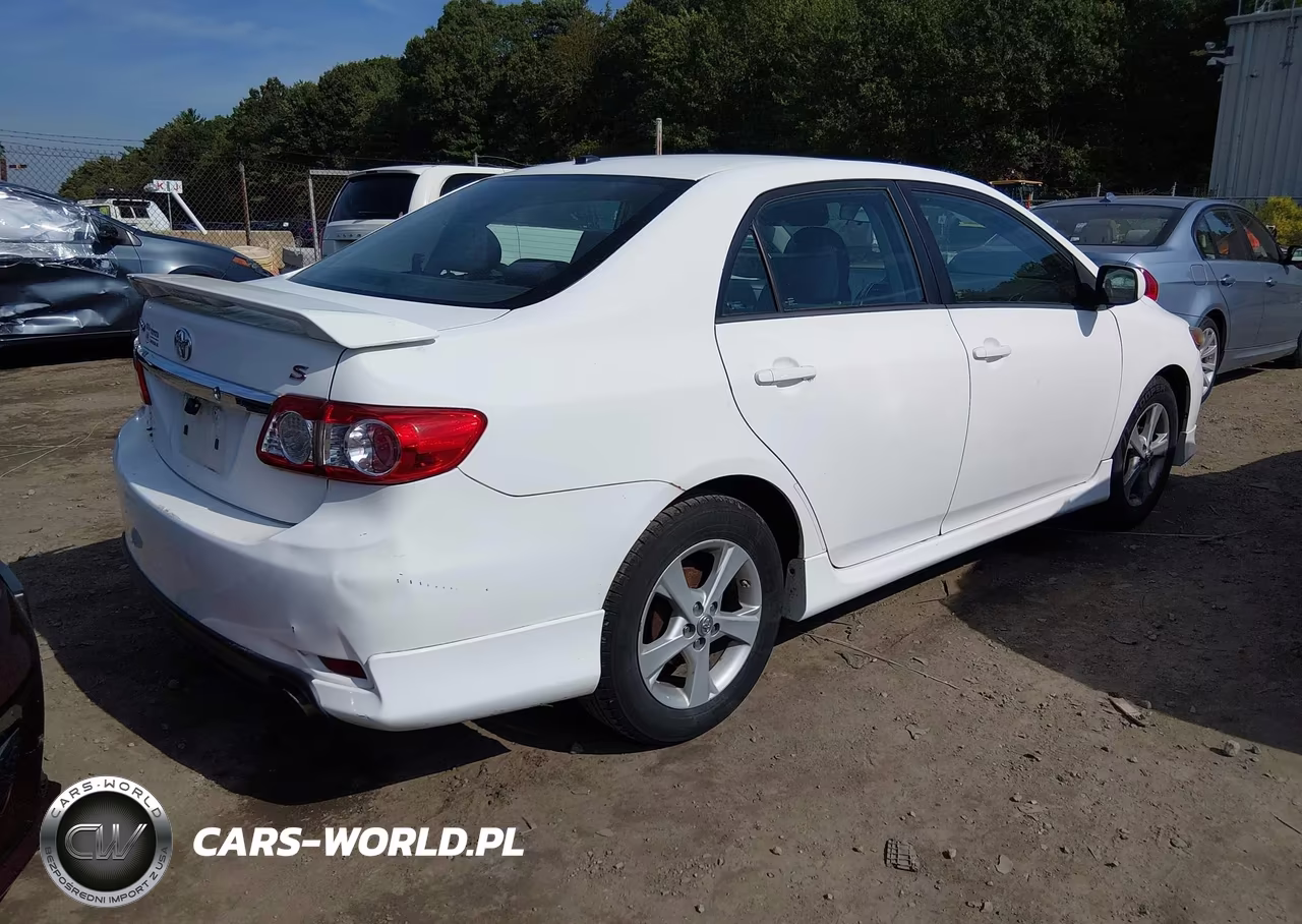 2012 Toyota Corolla S VIN:2T1BU4EE1CC847418 - 4