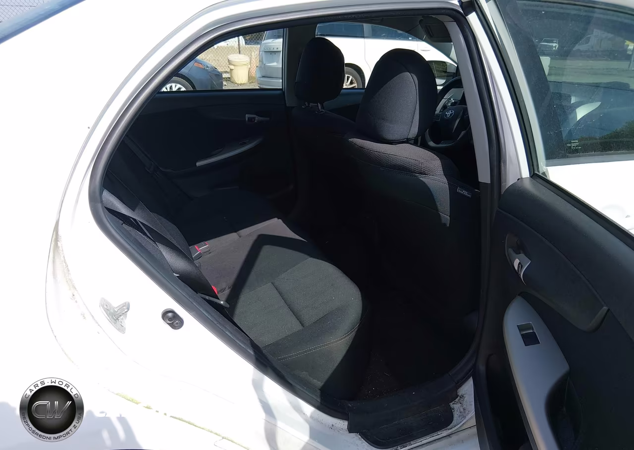 2012 Toyota Corolla S VIN:2T1BU4EE1CC847418 - 8