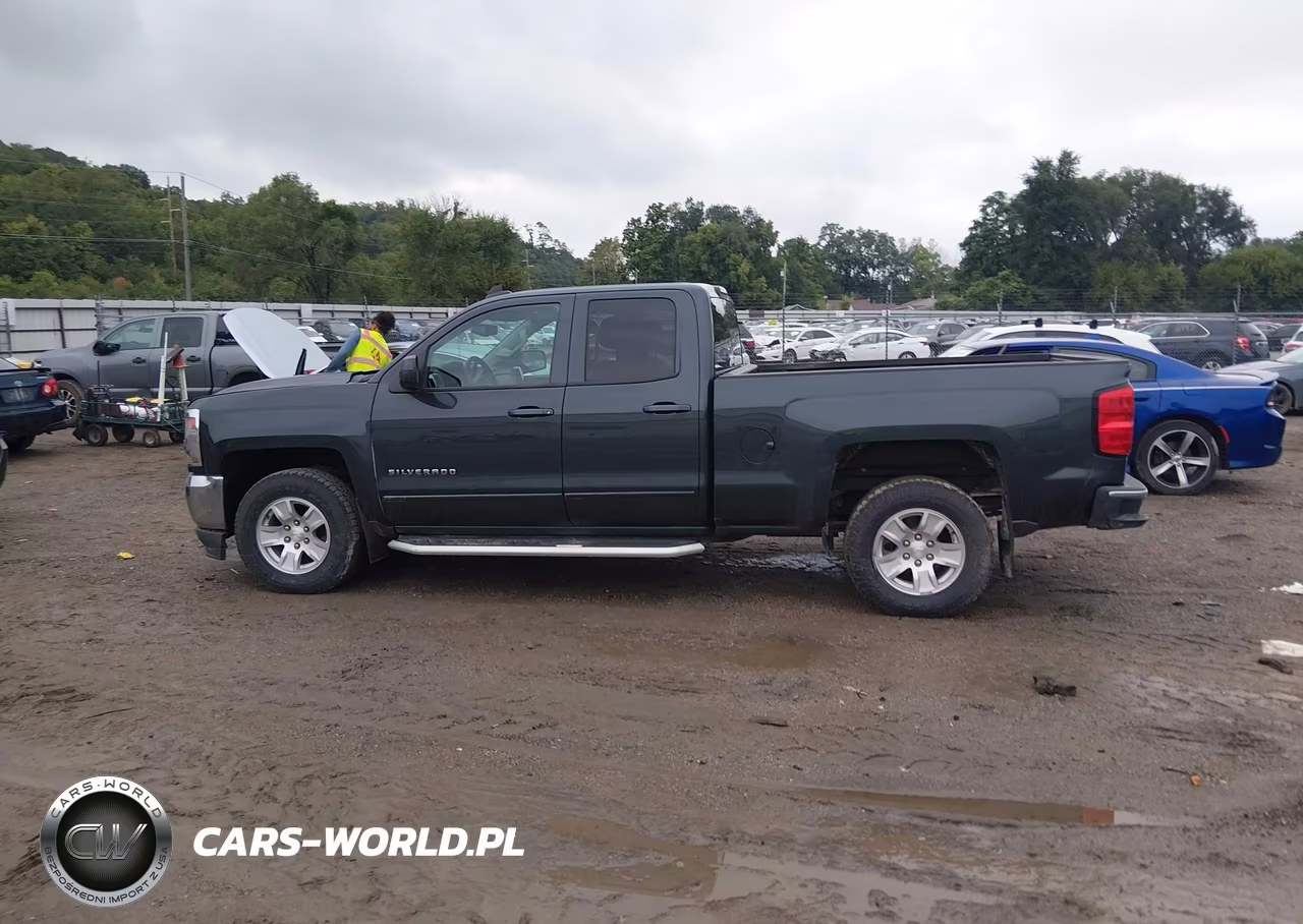 2018 Chevrolet Silverado 1500 1Lt VIN:1GCVKREC3JZ174410 - 14