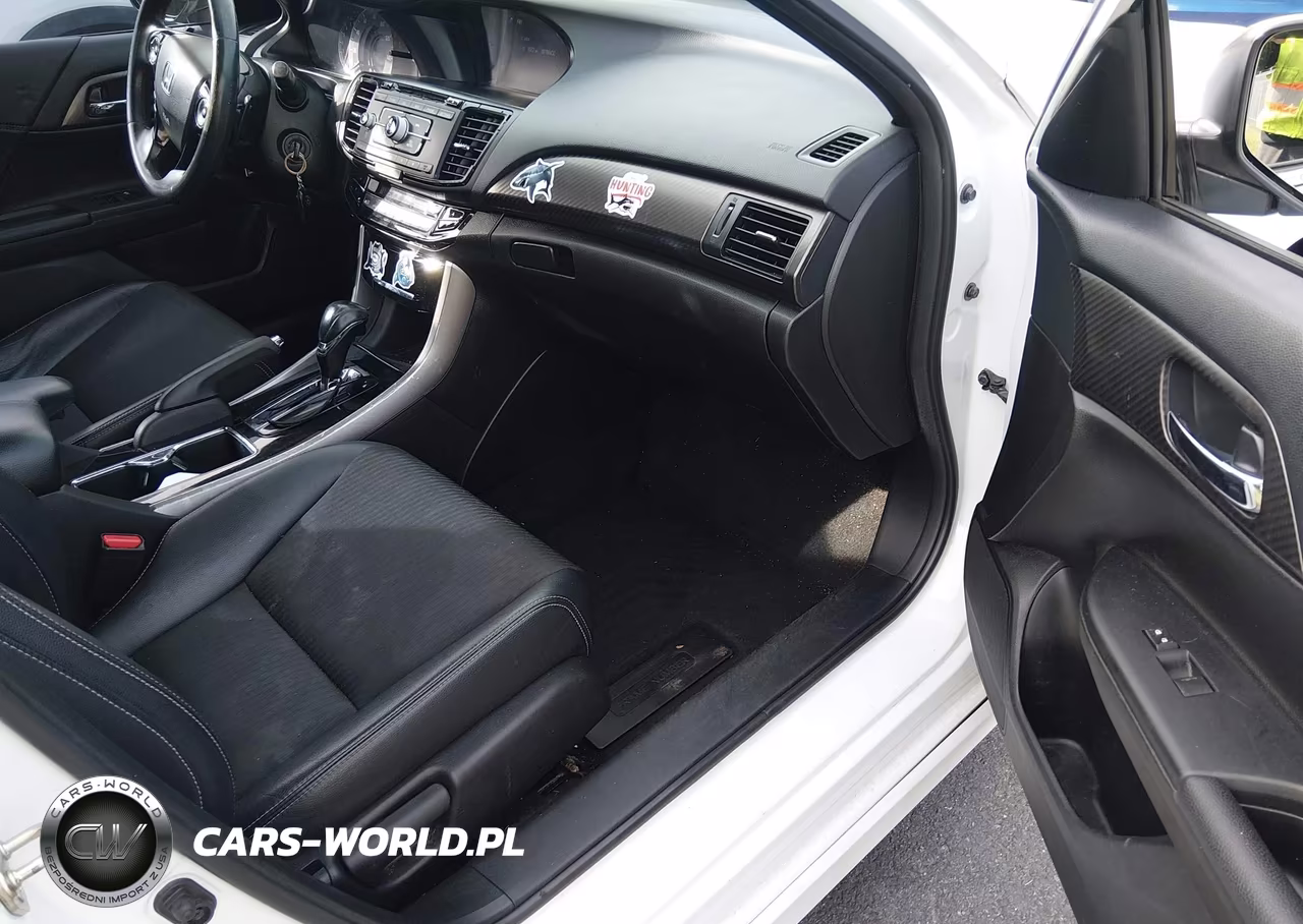 2017 Honda Accord Sport VIN:1HGCR2F55HA014758 - 5