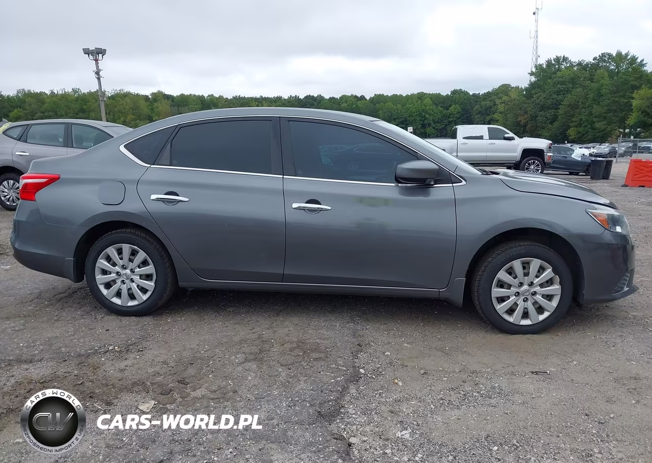 2018 Nissan Sentra S VIN:3N1AB7AP0JY320643 - 13