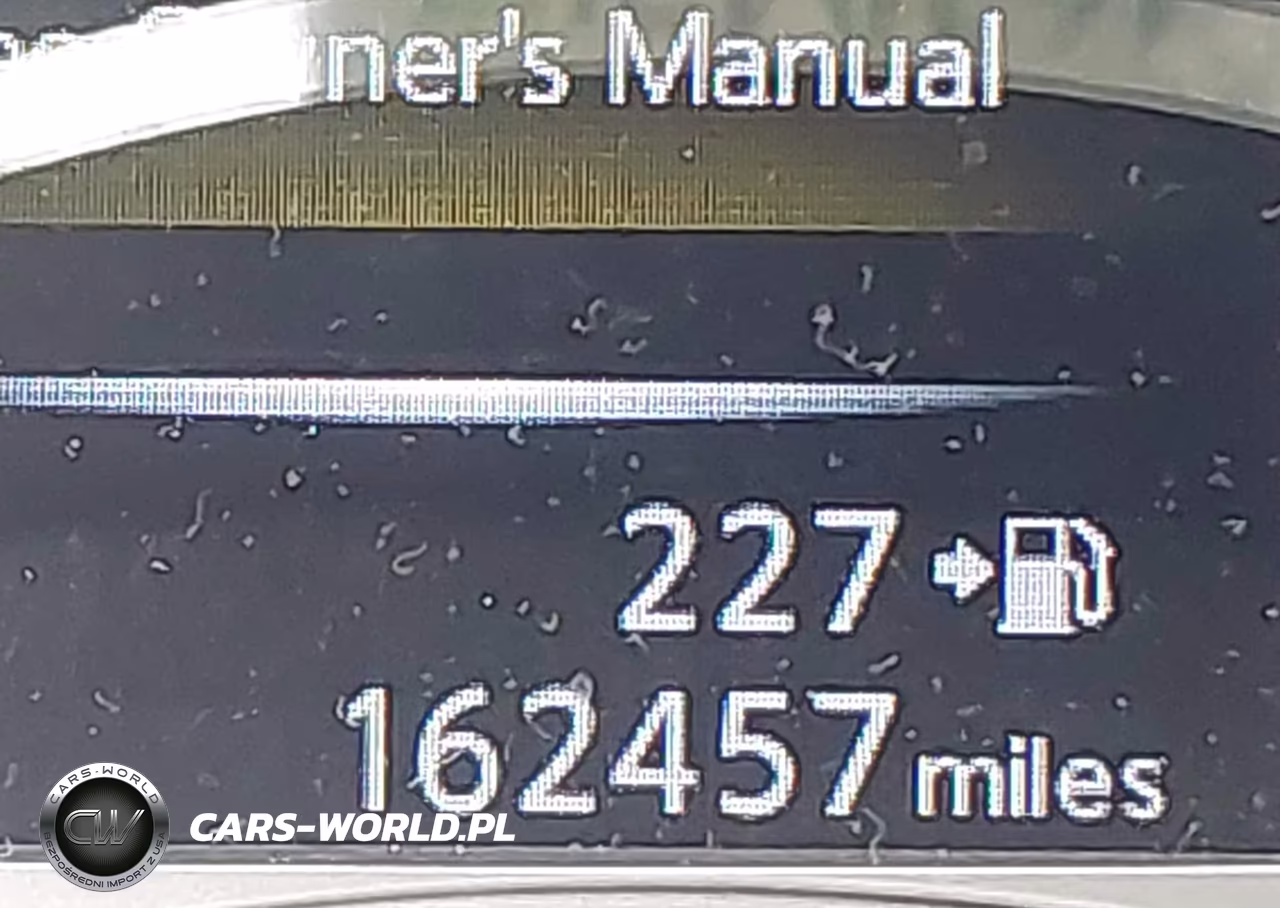 2018 Nissan Sentra S VIN:3N1AB7AP0JY320643 - 15