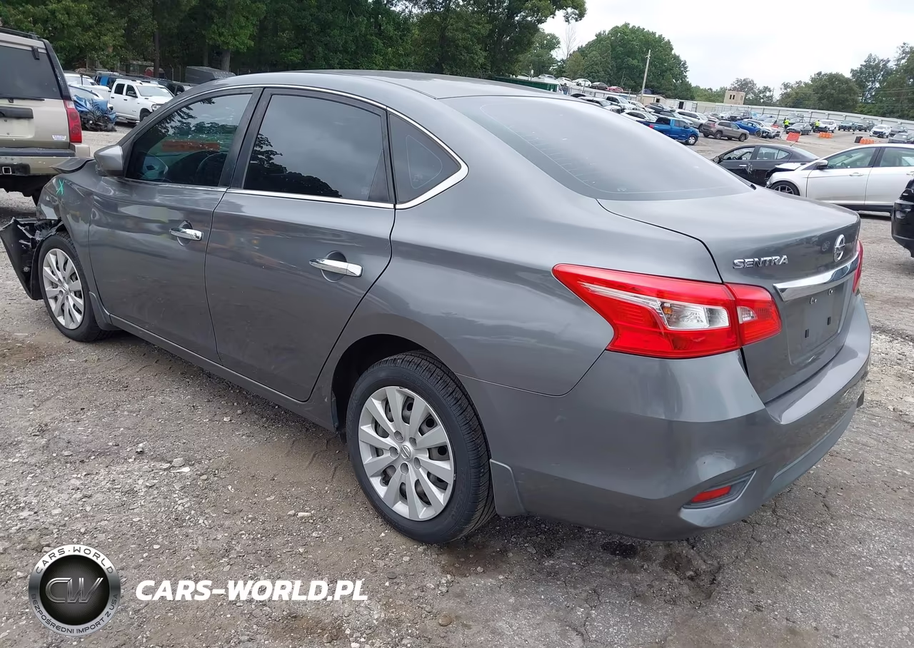 2018 Nissan Sentra S VIN:3N1AB7AP0JY320643 - 3