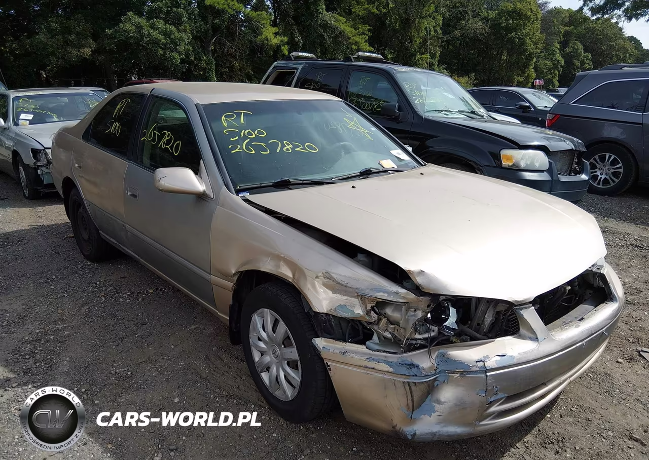 2001 Toyota Camry Le VIN:JT2BG22K310561947 - 1