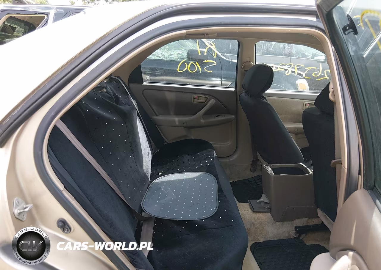 2001 Toyota Camry Le VIN:JT2BG22K310561947 - 8