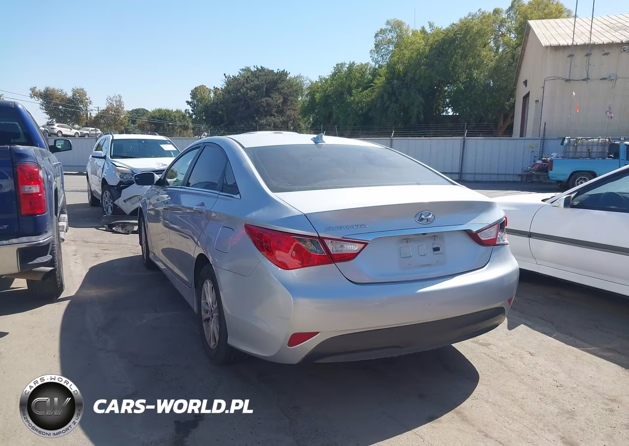 2014 Hyundai Sonata Gls VIN:5NPEB4AC2EH933828 - 3