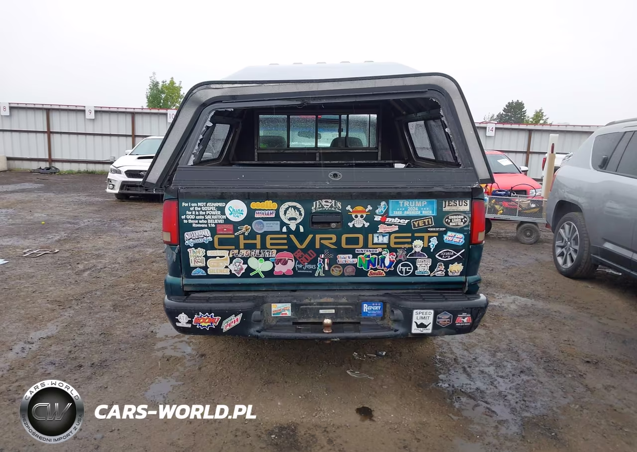 1998 Chevrolet S-10 Fleetside VIN:1GCCS14X2W8127847 - 16