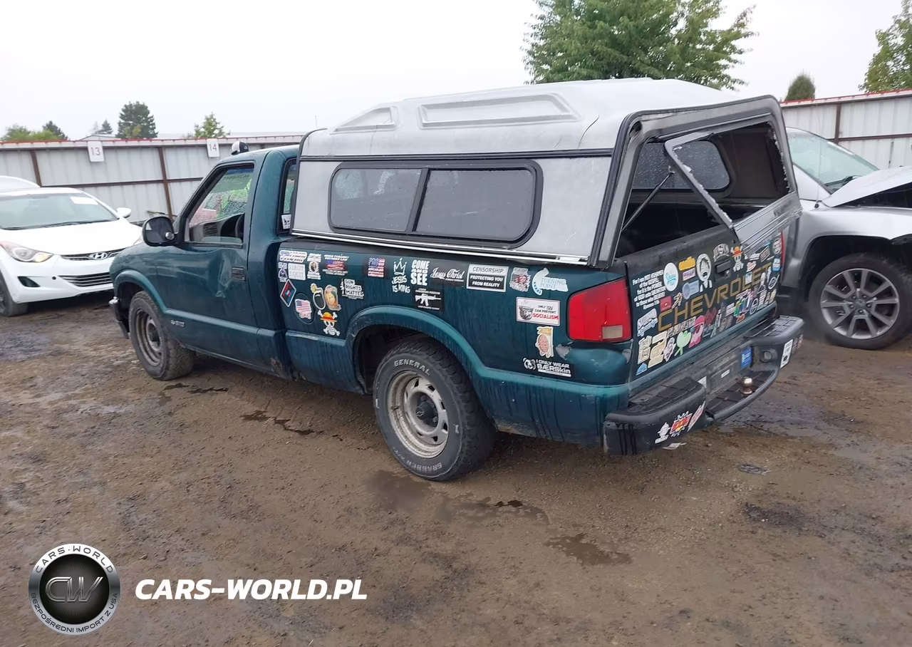 1998 Chevrolet S-10 Fleetside VIN:1GCCS14X2W8127847 - 3
