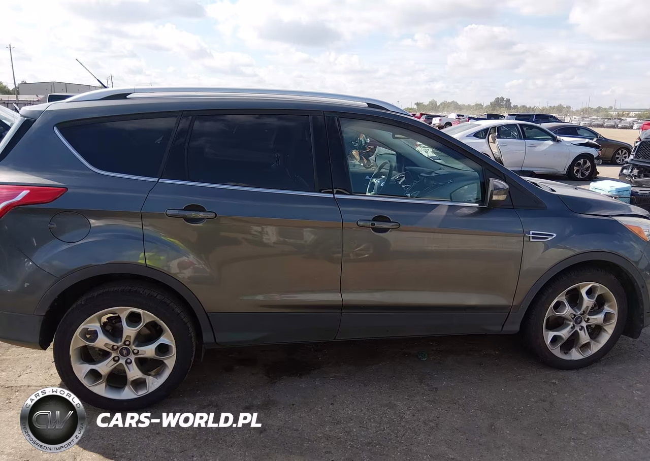 2016 Ford Escape Titanium VIN:1FMCU0J95GUA44721 - 13