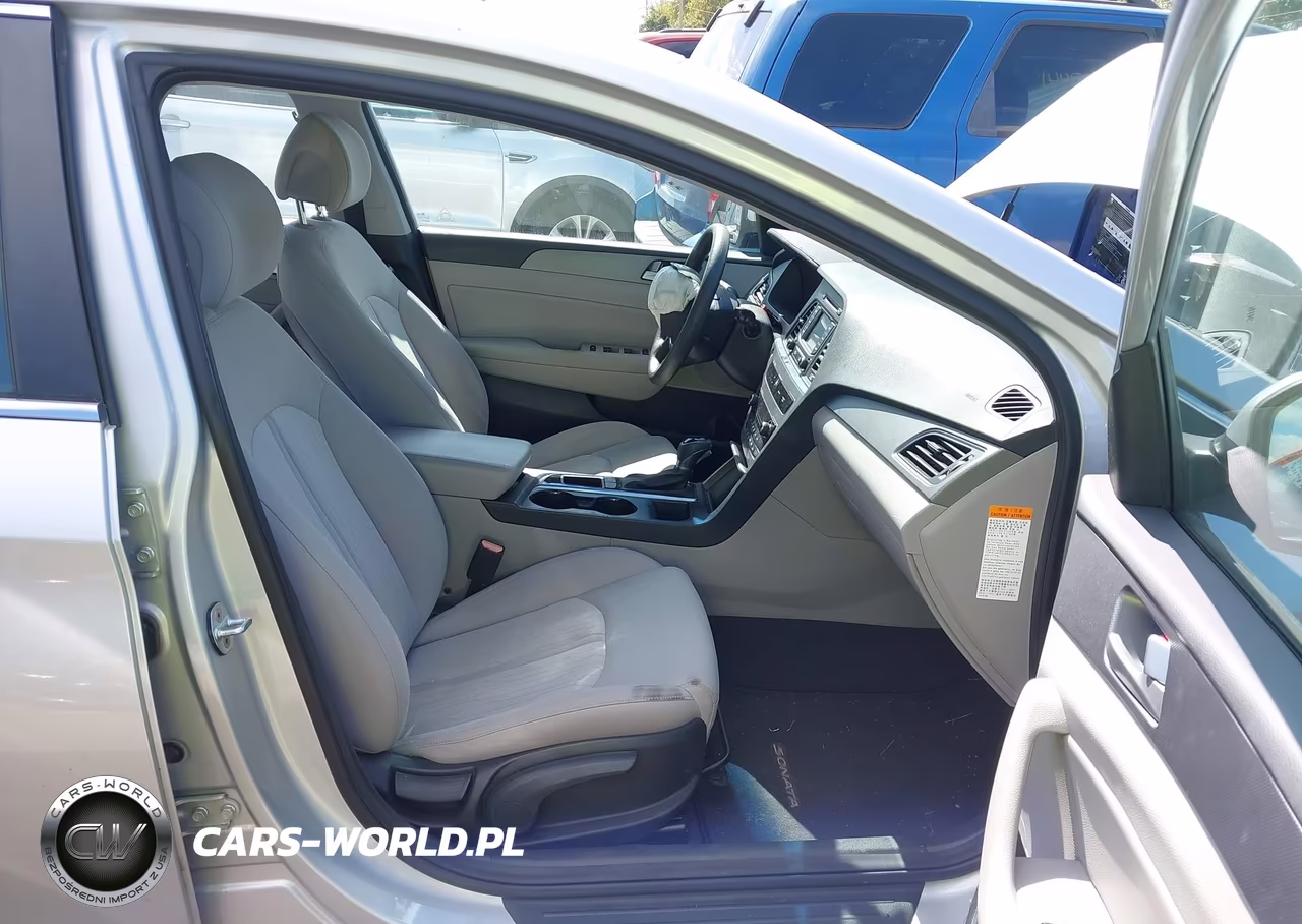 2016 Hyundai Sonata Hybrid Se VIN:KMHE24L14GA036883 - 5