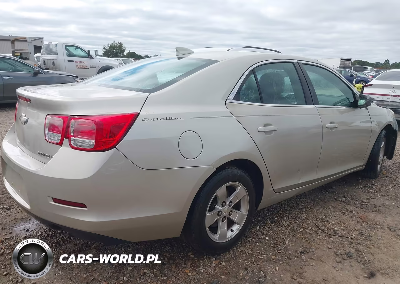 2015 Chevrolet Malibu 1Lt VIN:1G11C5SL0FF353871 - 4