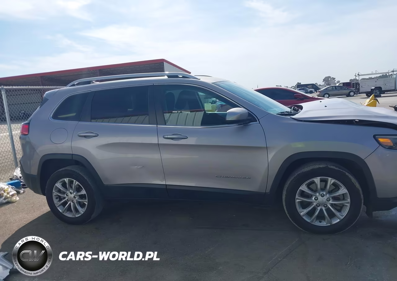 2019 Jeep Cherokee Latitude Fwd VIN:1C4PJLCB6KD261946 - 14