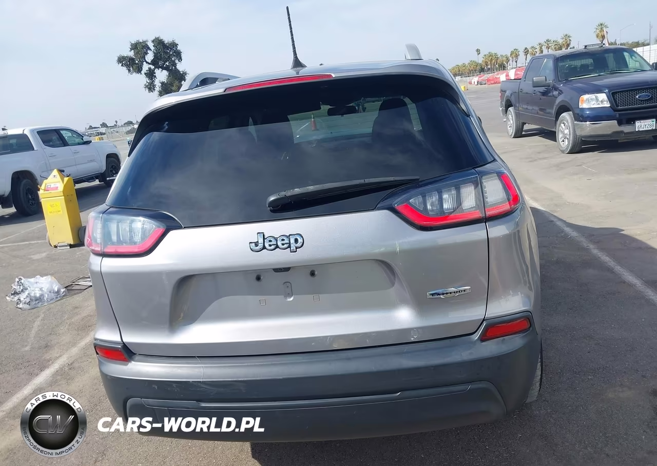 2019 Jeep Cherokee Latitude Fwd VIN:1C4PJLCB6KD261946 - 17