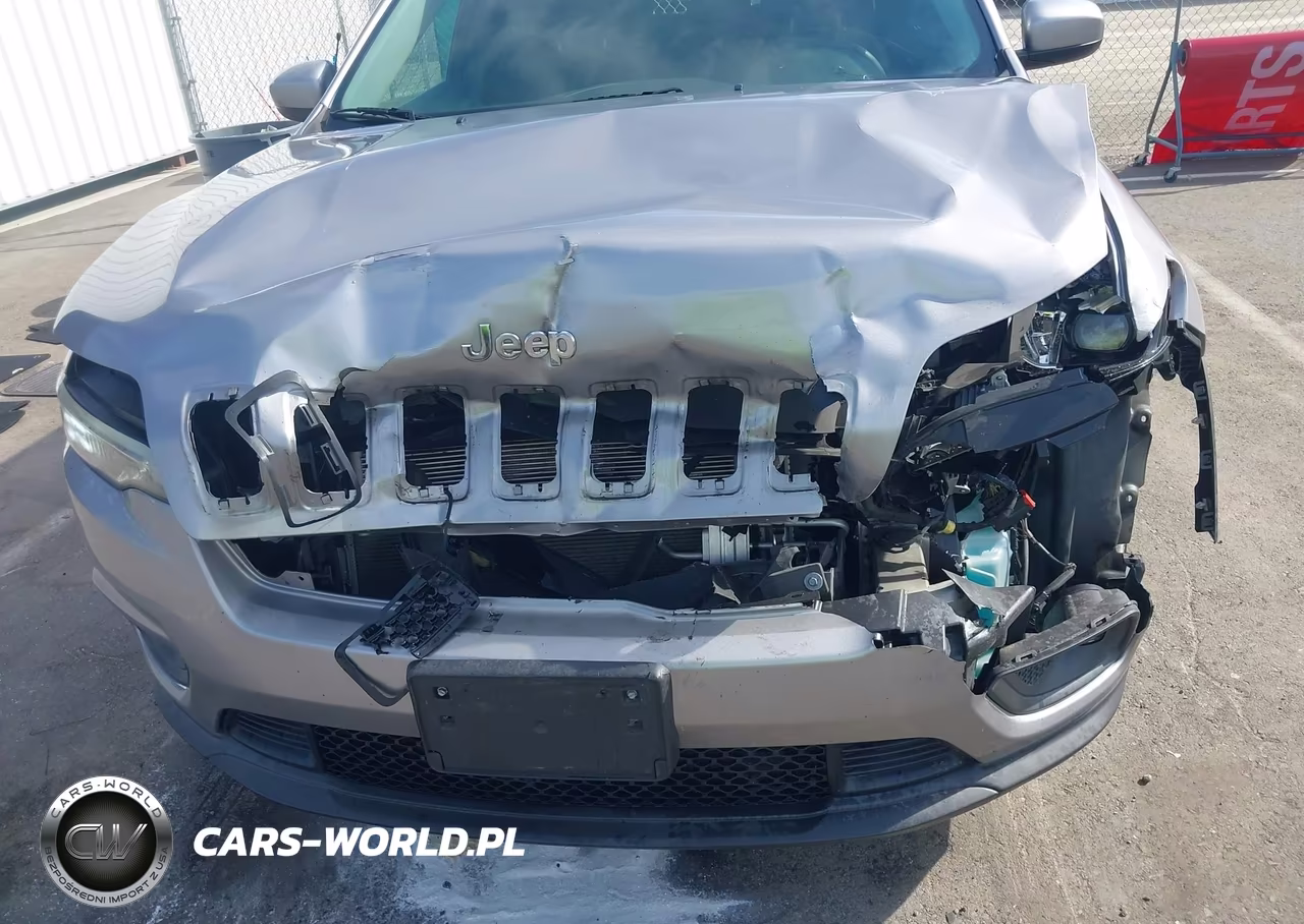 2019 Jeep Cherokee Latitude Fwd VIN:1C4PJLCB6KD261946 - 6