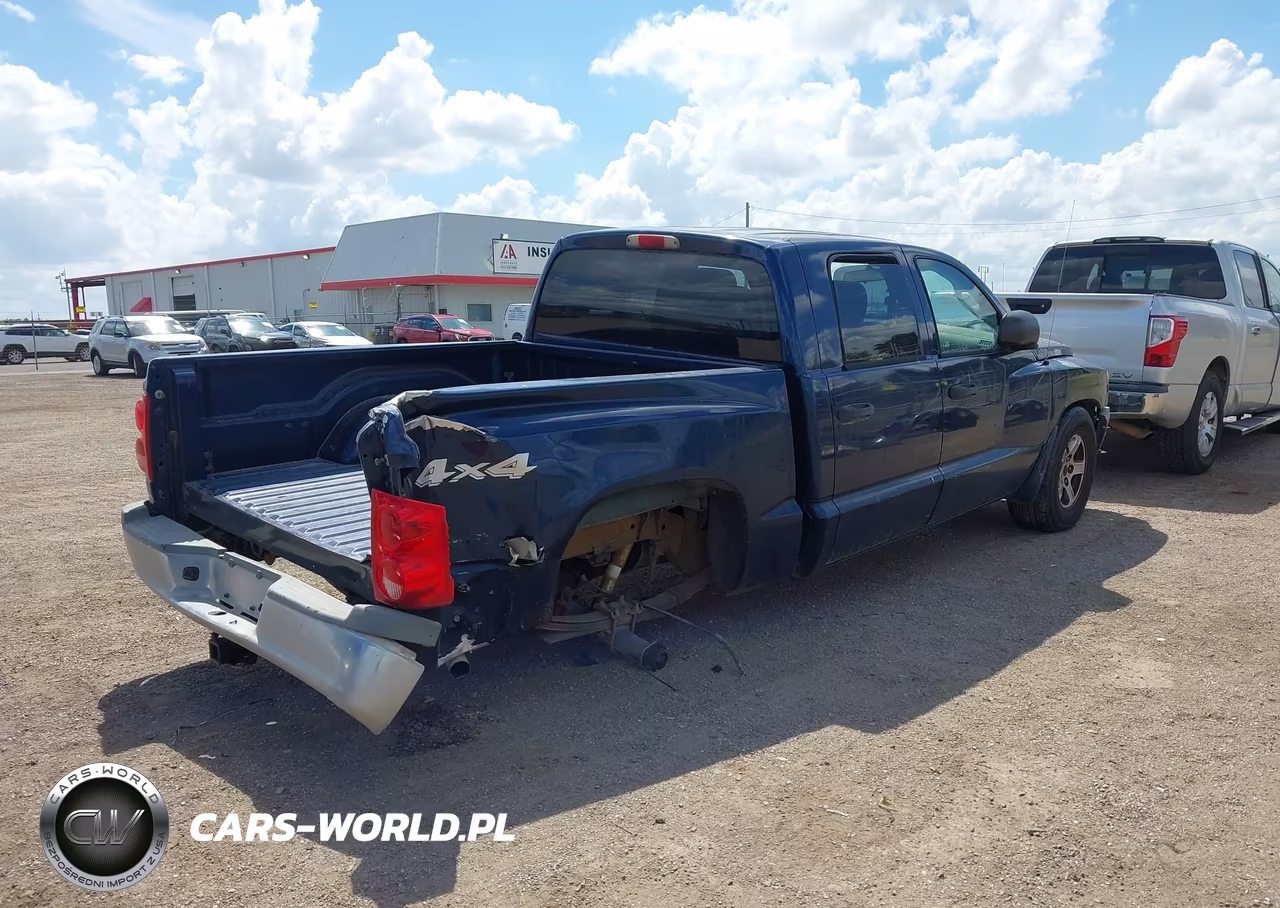 2006 Dodge Dakota Slt VIN:1D7HW48N56S715061 - 4