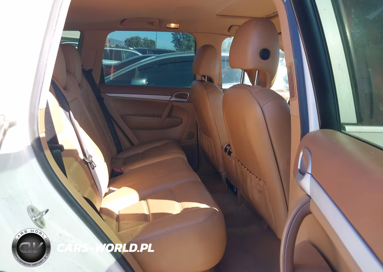 2010 Porsche Cayenne VIN:WP1AA2AP2ALA06597 - 8
