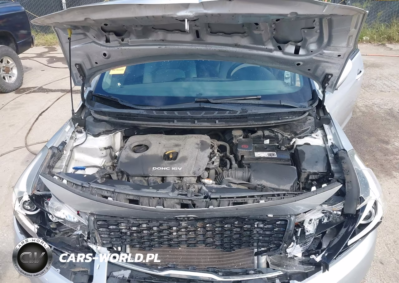 2018 Kia Forte Lx VIN:3KPFK4A76JE239634 - 10