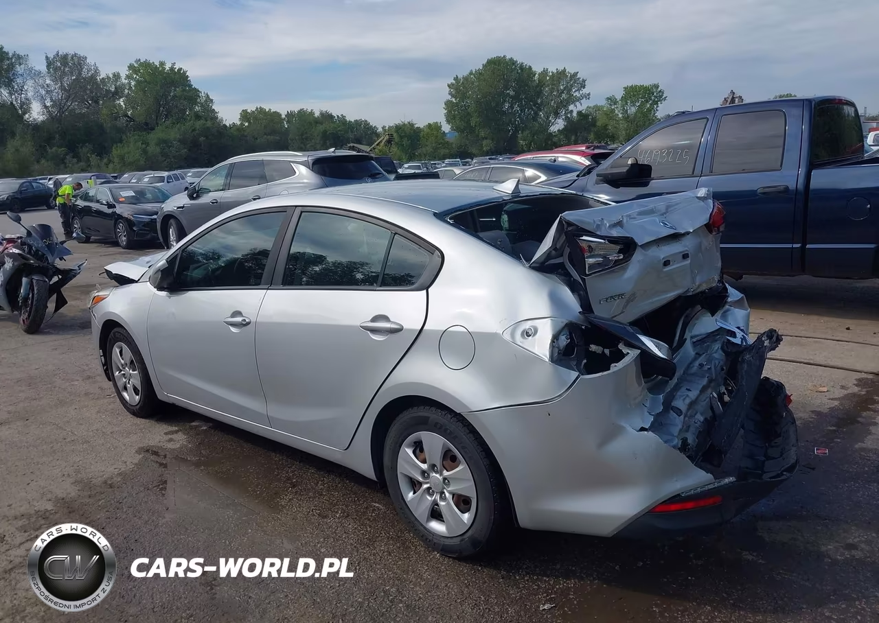 2018 Kia Forte Lx VIN:3KPFK4A76JE239634 - 3