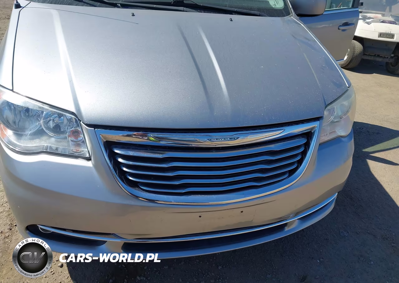 2016 Chrysler Town & Country Touring VIN:2C4RC1BG1GR229172 - 6