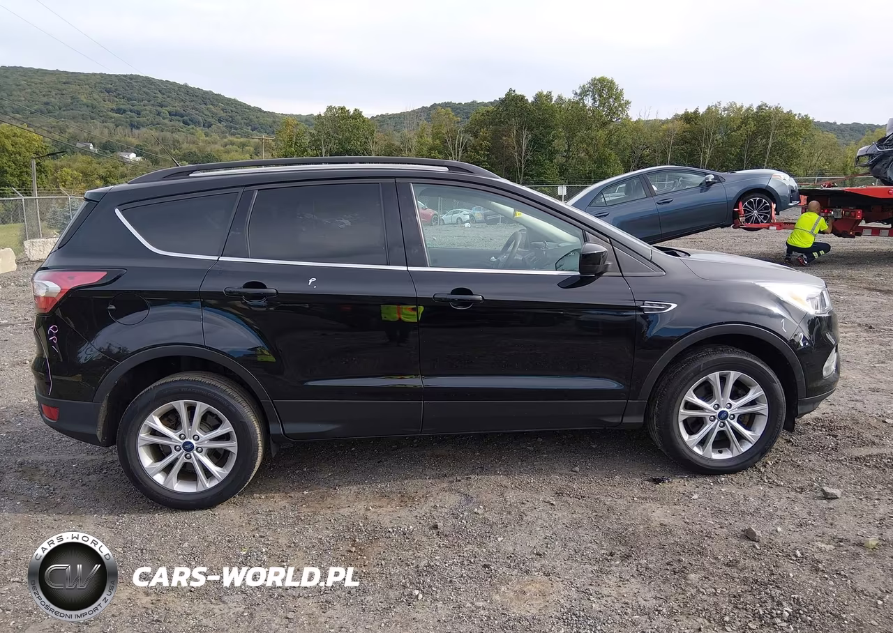 2018 Ford Escape Se VIN:1FMCU9GD6JUD33162 - 14