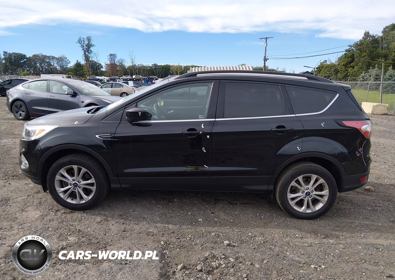 2018 Ford Escape Se VIN:1FMCU9GD6JUD33162 - 15