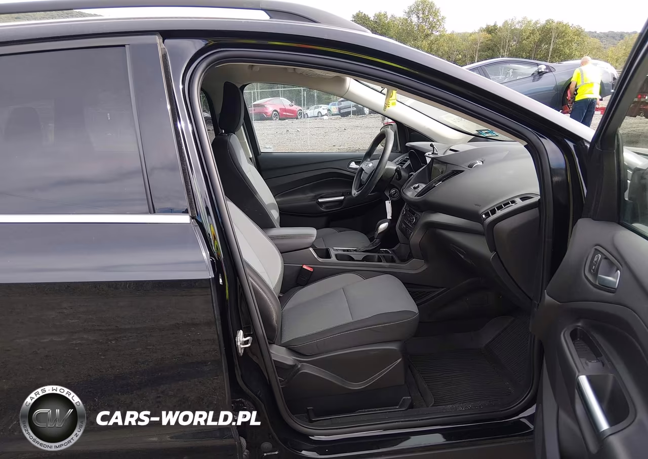 2018 Ford Escape Se VIN:1FMCU9GD6JUD33162 - 5
