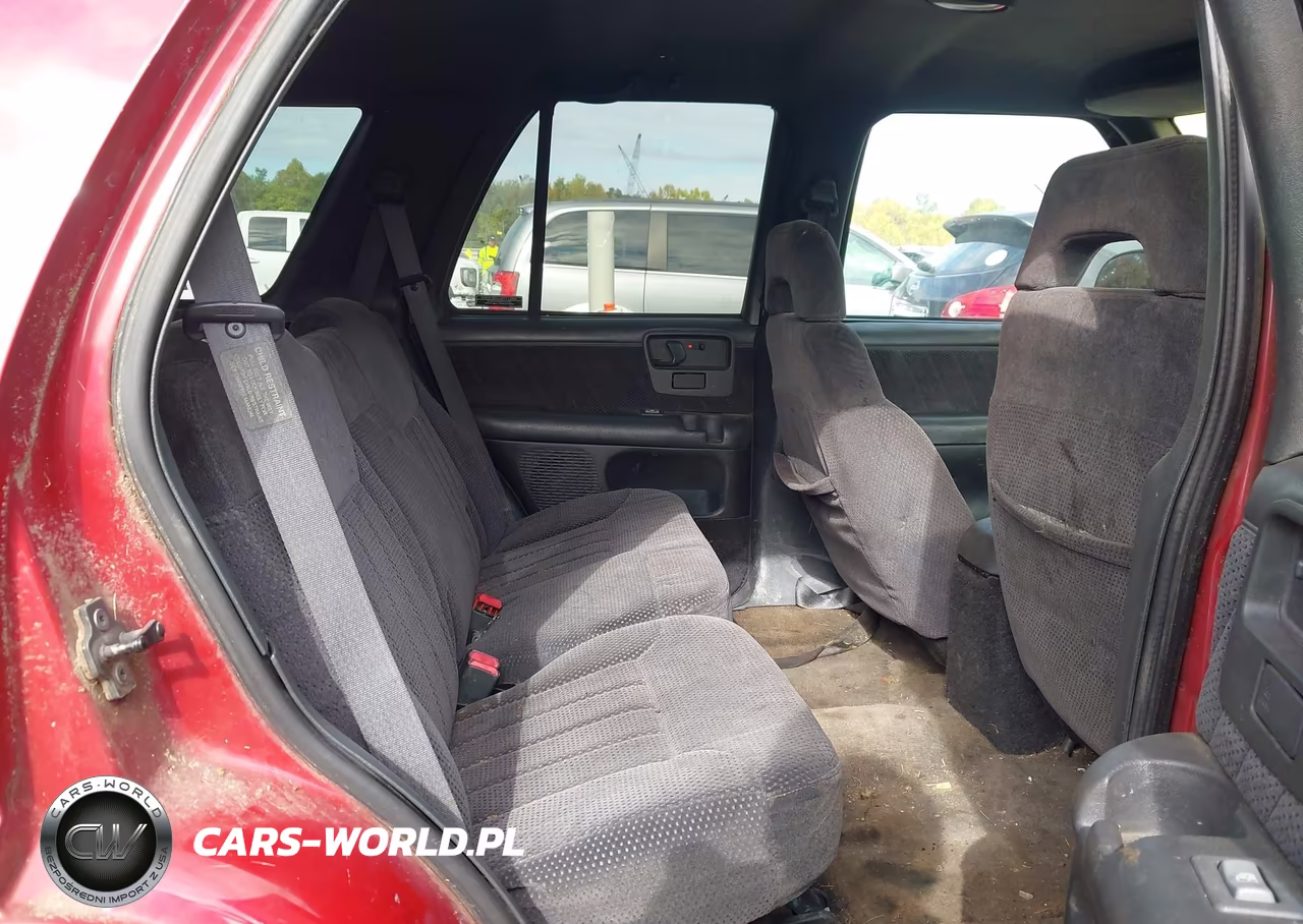 1997 Chevrolet Blazer Ls VIN:1GNDT13W8VK192057 - 8