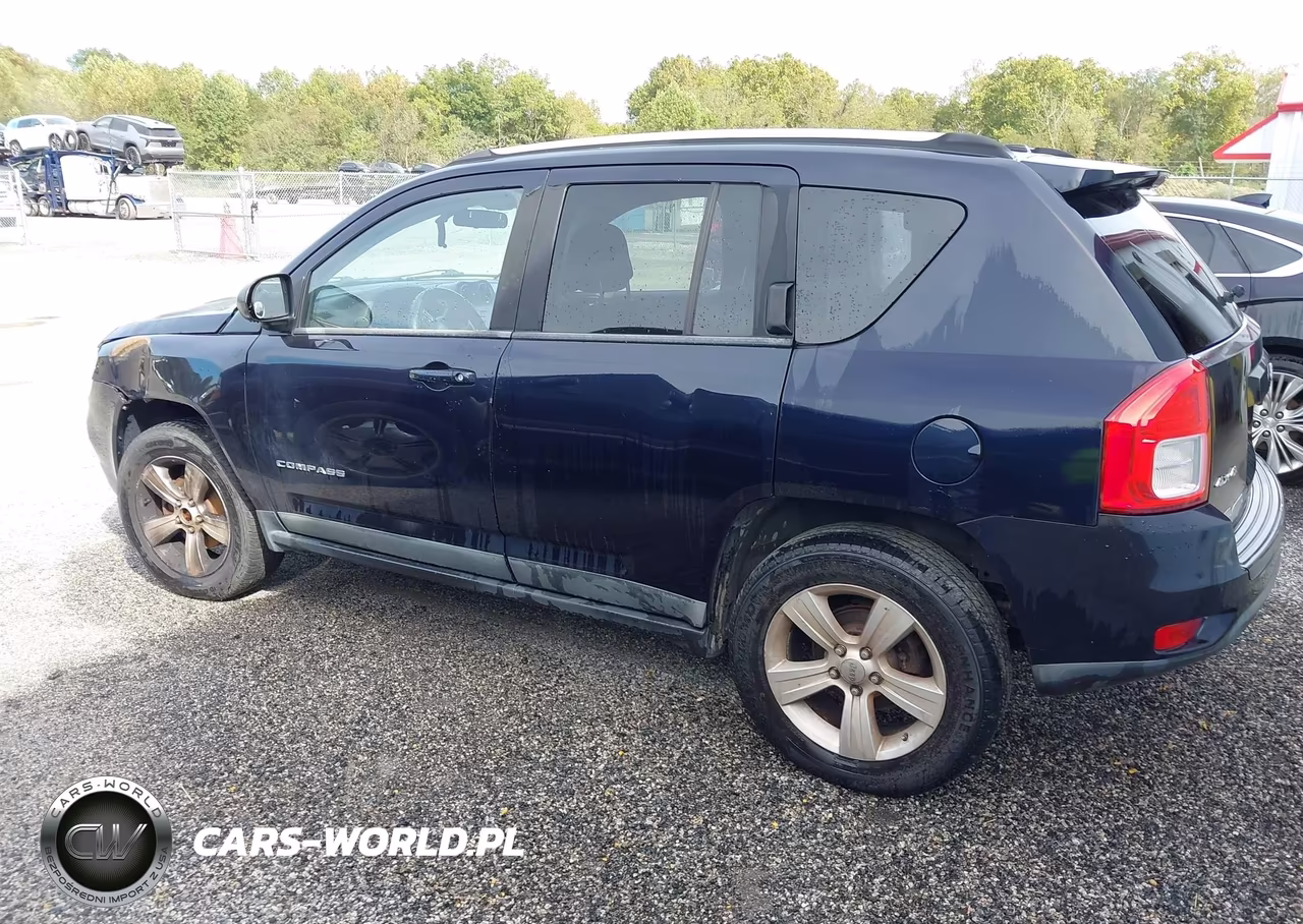 2011 Jeep Compass VIN:1J4NF1FB9BD218785 - 3