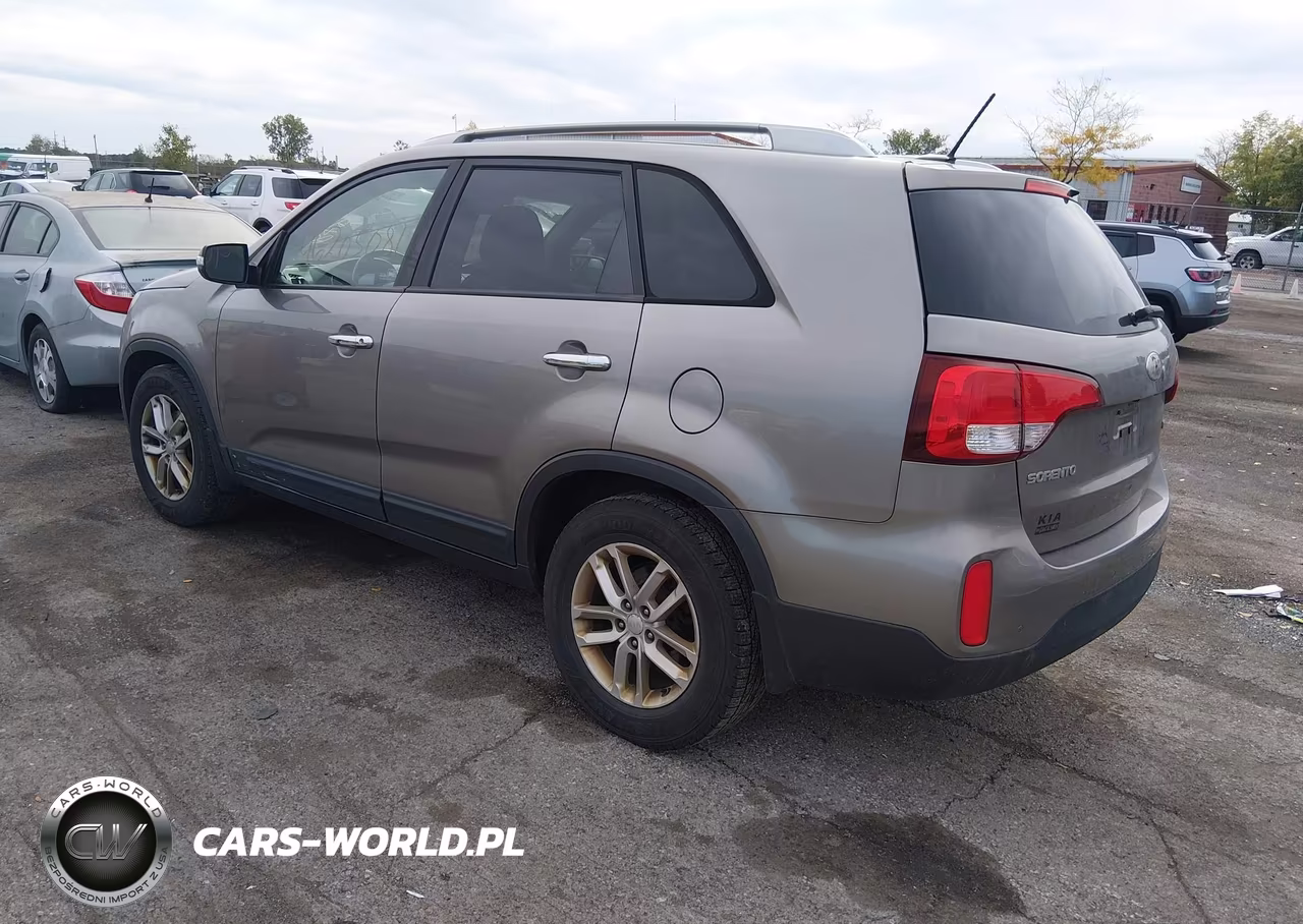 2014 Kia Sorento Lx VIN:5XYKT3A61EG522271 - 3