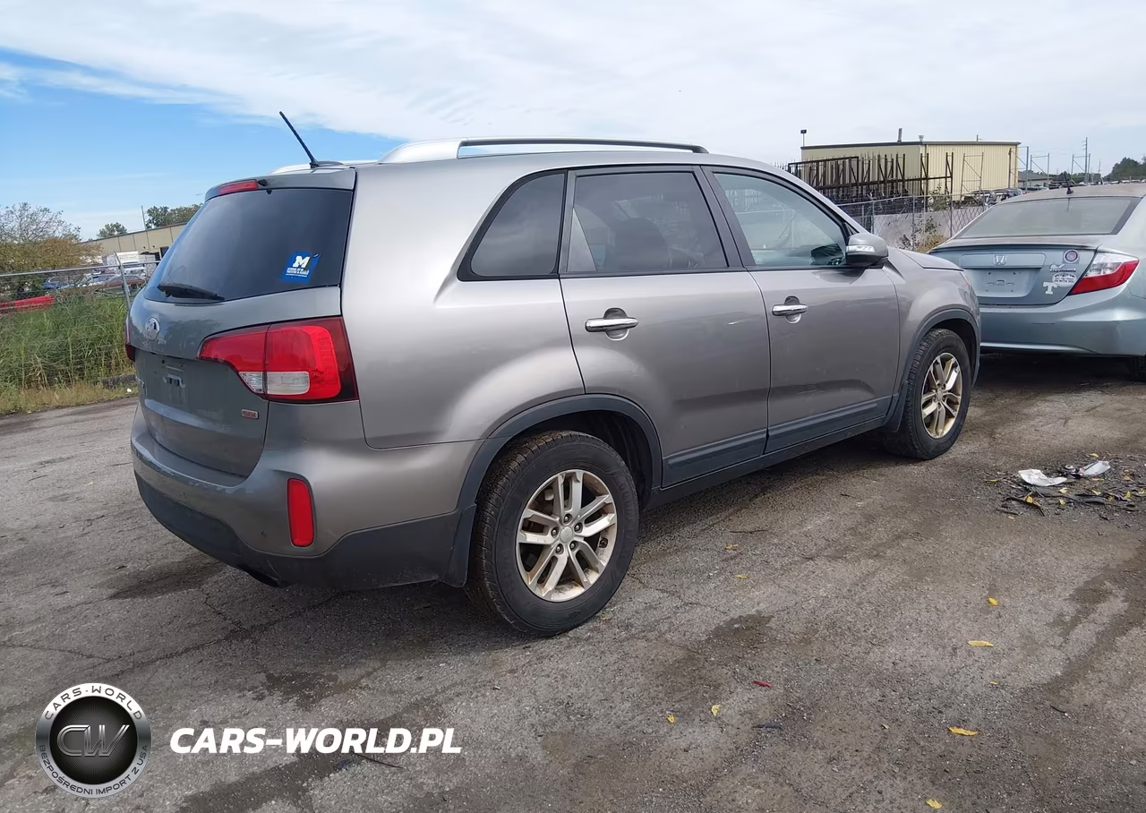 2014 Kia Sorento Lx VIN:5XYKT3A61EG522271 - 4