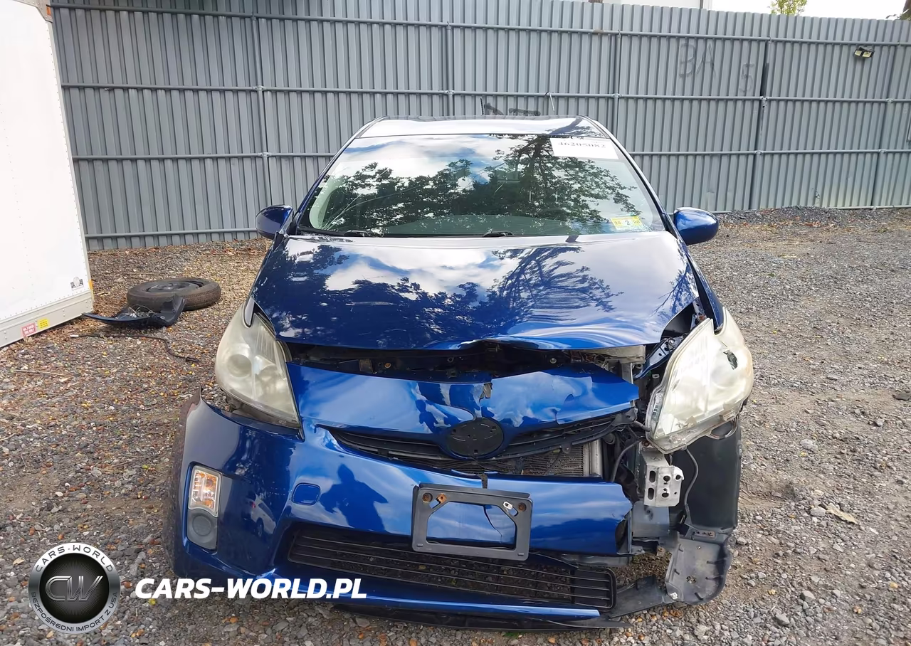 2011 Toyota Prius Three VIN:JTDKN3DU2B0317760 - 6